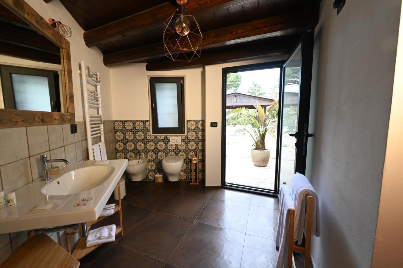 Casale Sette Volte Bed & Breakfast Monopoli Exterior photo